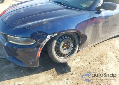 2015 Dodge Charger Sxt z USA, uszkodzony, nr VIN 2C3CDXHGXFH722015